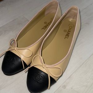 Excellent flat size 39 USA (size 8)